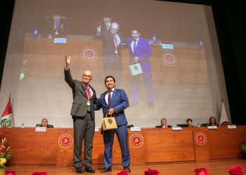 ¡Bienvenidos al Colegio de Ingenieros del Perú! 248 ingenieros se colegiaron en una emocionante ceremonia
