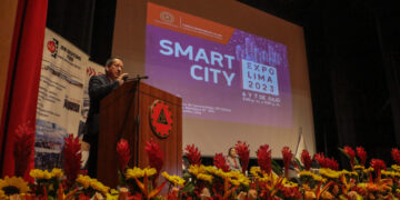 El Capítulo de Ingeniería Electrónica realizó con éxito el evento Smart City Expo Lima 2023