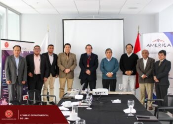 El Capítulo de Ingeniería Electrónica, en coordinación con la Secretaría de Gobierno y Transformación Digital de la Presidencia del Consejo de Ministros y América Sistemas, fue anfitrión de una reunión de trabajo sobre «la conectividad como pilar fundamental para la transformación digital y el desarrollo nacional»