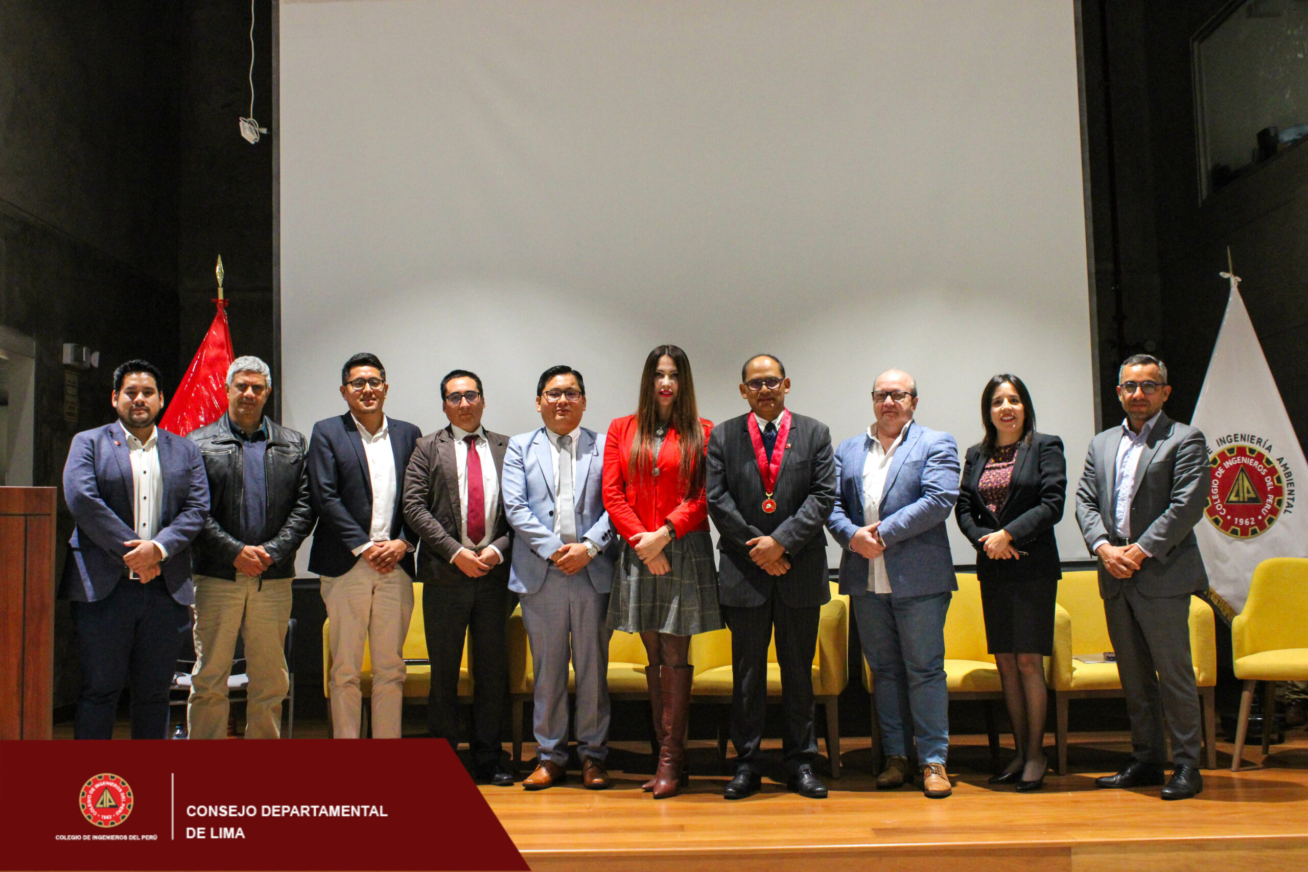 Con una significativa concurrencia, se desarrolló el foro “Planes de rehabilitación para las formaciones costeras afectadas por el derrame de petróleo en el mar de Ventanilla”