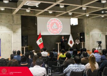 Expo Robótica 2023-I congregó a miembros del Club de Robótica del Capítulo de Ingeniería Electrónica padres de familia y especialistas