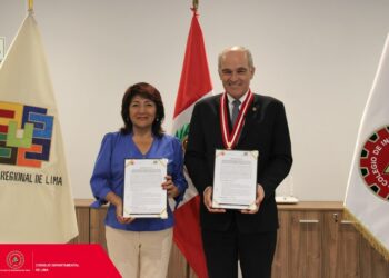 El Colegio de Ingenieros del Perú – Consejo Departamental de Lima y el Gobierno Regional de Lima firmaron un convenio, en una ceremonia presidida por el Ing. CIP Roque Benavides Ganoza, decano del CIP-CDLima, y la Abog. Rosa Vásquez Cuadrado, gobernadora regional de Lima.