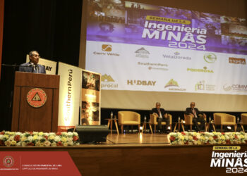 Se inauguró la Semana de la Ingeniería de Minas, con participación del Ing. CIP Óscar Vera Gargurevich, ministro de Energía y Minas, y del Ing. CIP Henry Luna Córdova, flamante viceministro de Minas