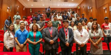 40 jóvenes participaron en el I Taller de Orientación Vocacional organizado por el CIP-CDLima y el MTPE