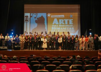 En la víspera del Día Internacional de la Mujer, el coro polifónico Orquestando, del INPE, ofreció un concierto en Colegio de Ingenieros del Perú – Consejo Departamental de Lima