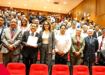 El Capítulo de Ingeniería Electrónica del CIP-CDLima organizó el evento de lanzamiento de las normas técnicas peruanas ISO 37106, 37120, 37122 y 37123