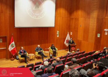 El Capítulo de Ingeniería Geológica del CIP-CDLima lanzó el I Congreso de Gas y Petróleo