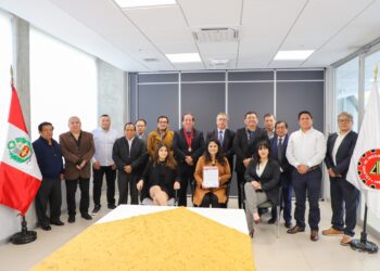 El Capítulo de Ingeniería Electrónica llevó a cabo la reunión de certificación en data center