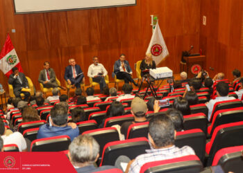 El CIP-CDLima fue sede del conversatorio: «Análisis del Proyecto de Ley MAPE, Regulación de la Minería Artesanal y la Pequeña Minería en el Perú».