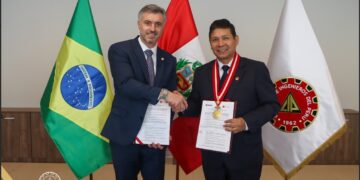 CIP LIMA y CONFEA, los principales gremios de ingenieros de Sudamérica, firman convenio internacional para fortalecer la colaboración profesional entre Perú y Brasil